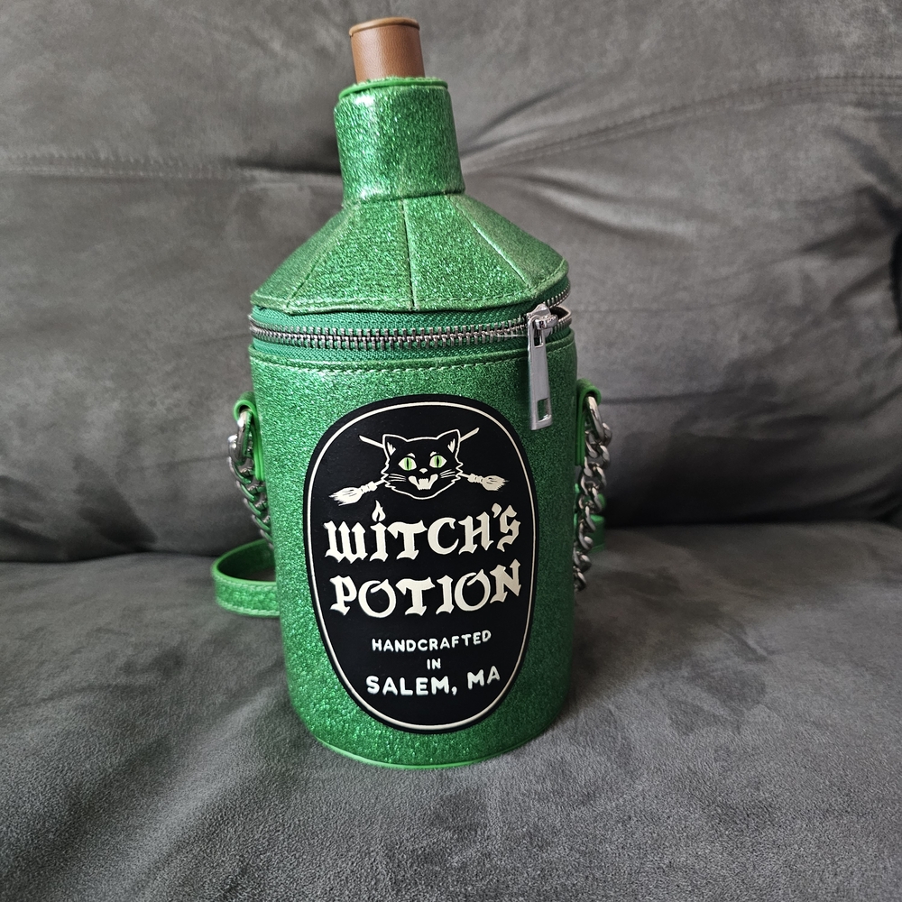 Green Witch's Potion Handbag